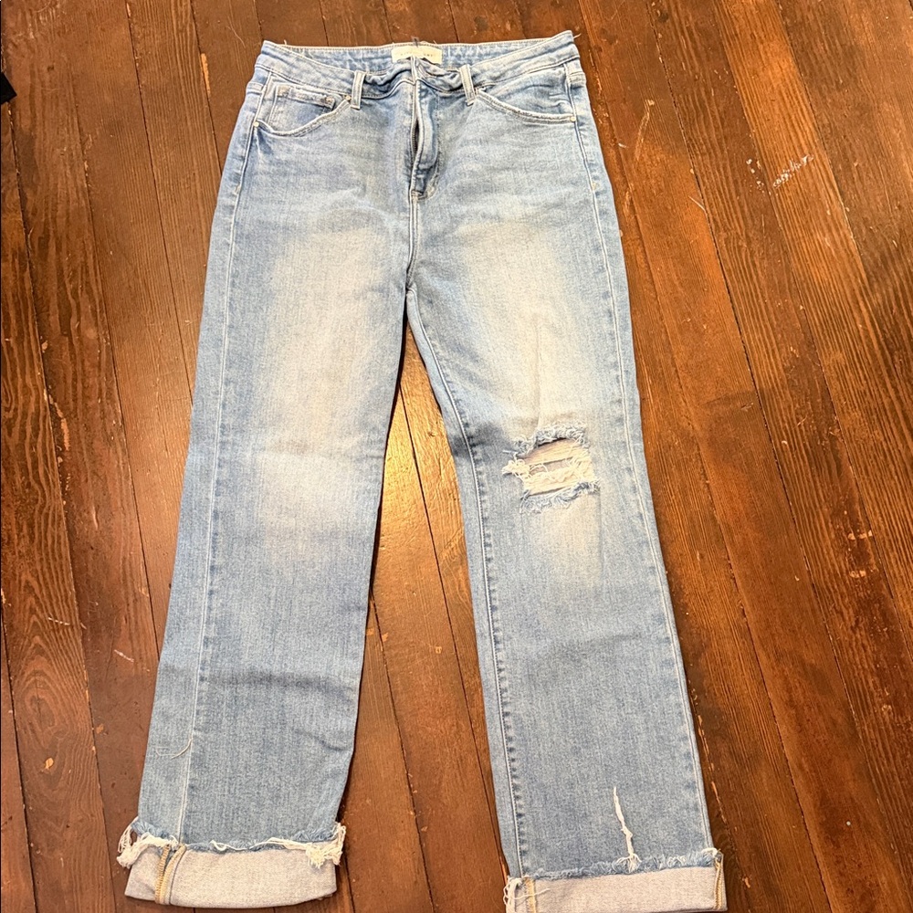 Stylish Distressed Light Blue Boyfriend Jeans